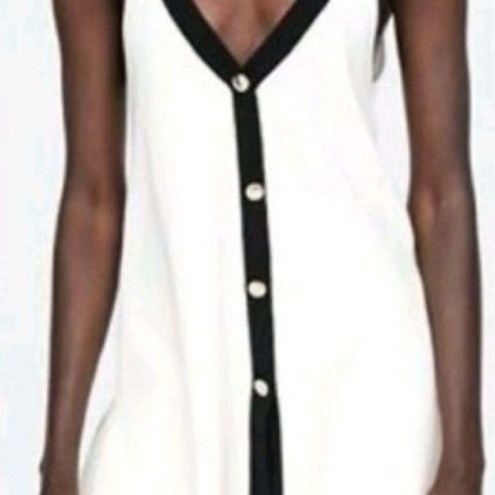 WOMENS ZARA WHITE BLACK SLEEVELESS KNIT TOP- size Small